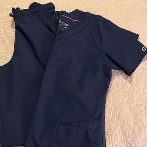 Wonderwink navy scrubs: pants XXS top:XS